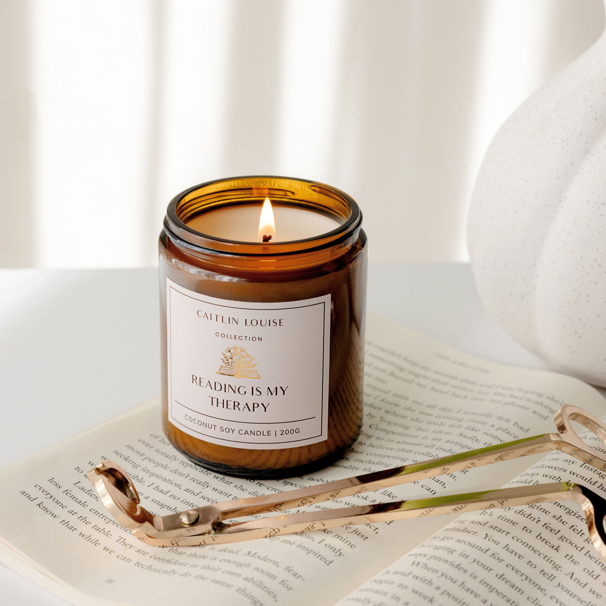 Reading Is My Therapy  - 200g Candle