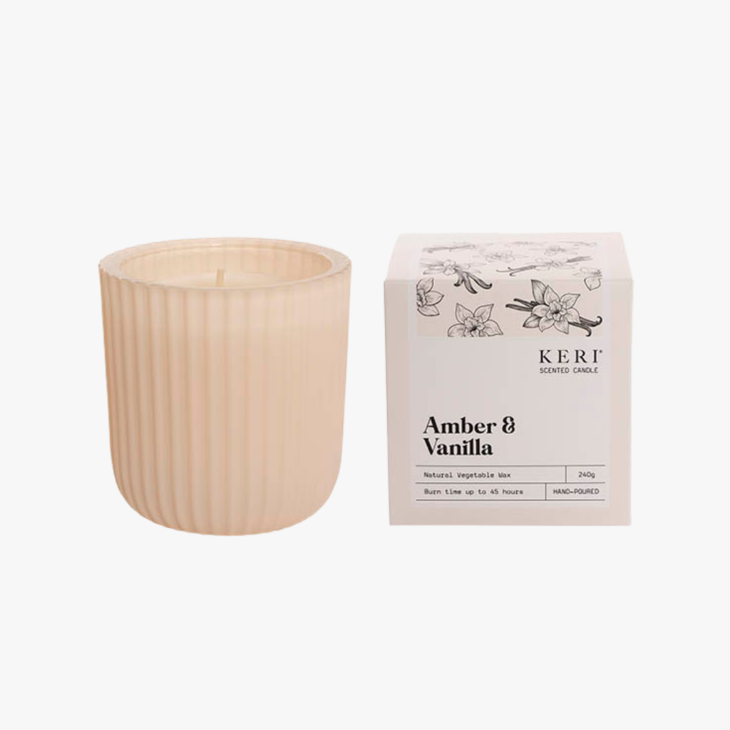 Evelyn III Candle - Amber & Vanilla